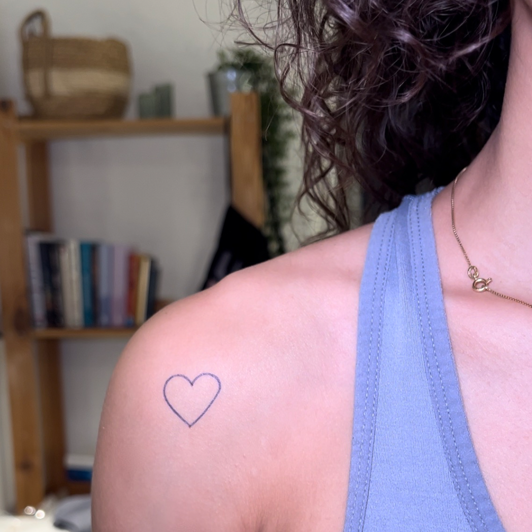 Temporäres Tattoo Herzen