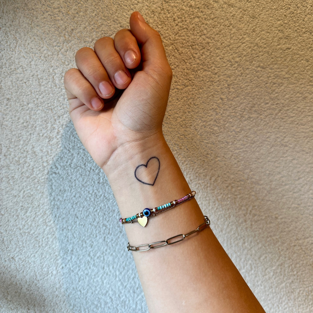 Temporäres Tattoo Herzen