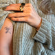 Temporäres Tattoo Schmetterling und Pflanze